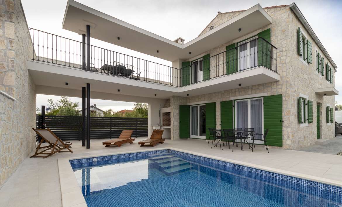 Apartment Pietra